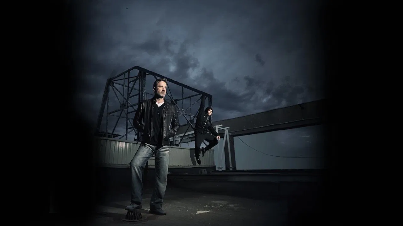 Чёрная лестница backdrop