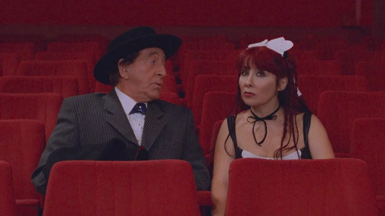 Fifi Martingale backdrop