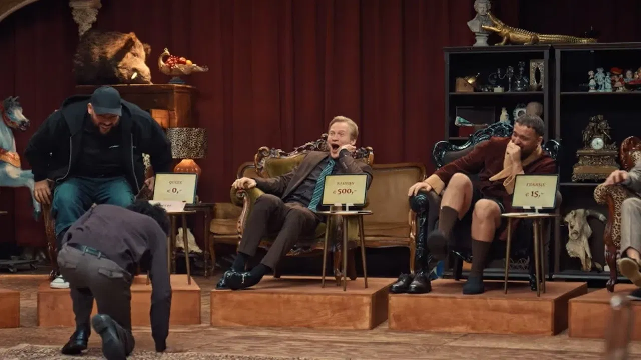 Frank's Veiling: Influencers onder de hamer backdrop