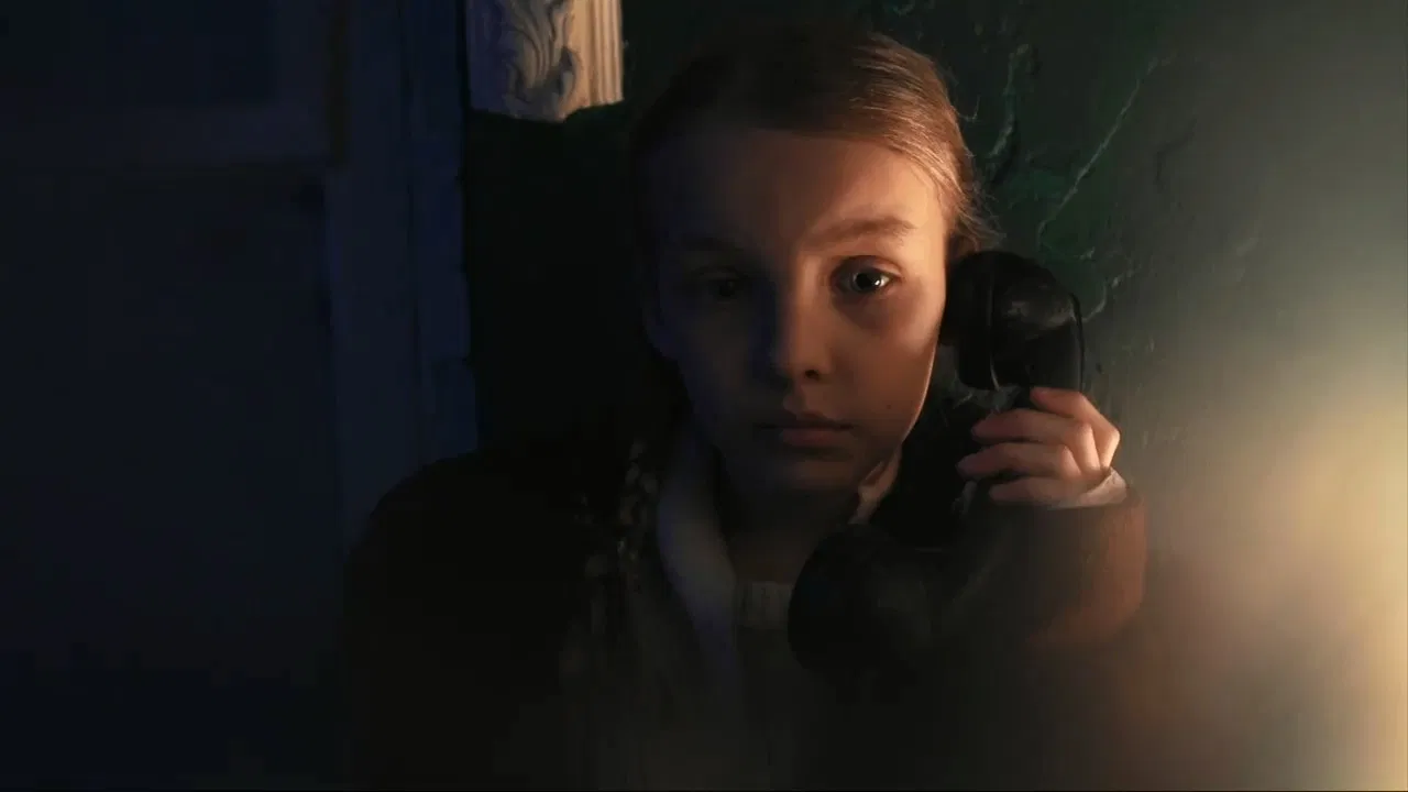 May I please speak to Nina? backdrop