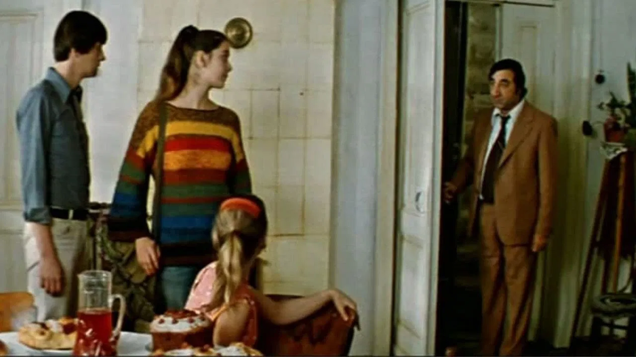 Fuss of the Fusses backdrop