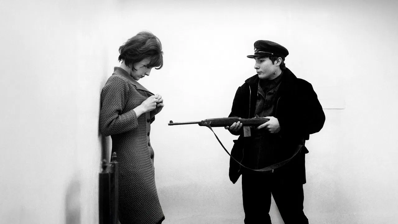 Les Carabiniers backdrop