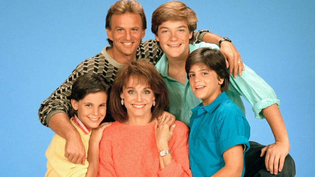 The Hogan Family backdrop