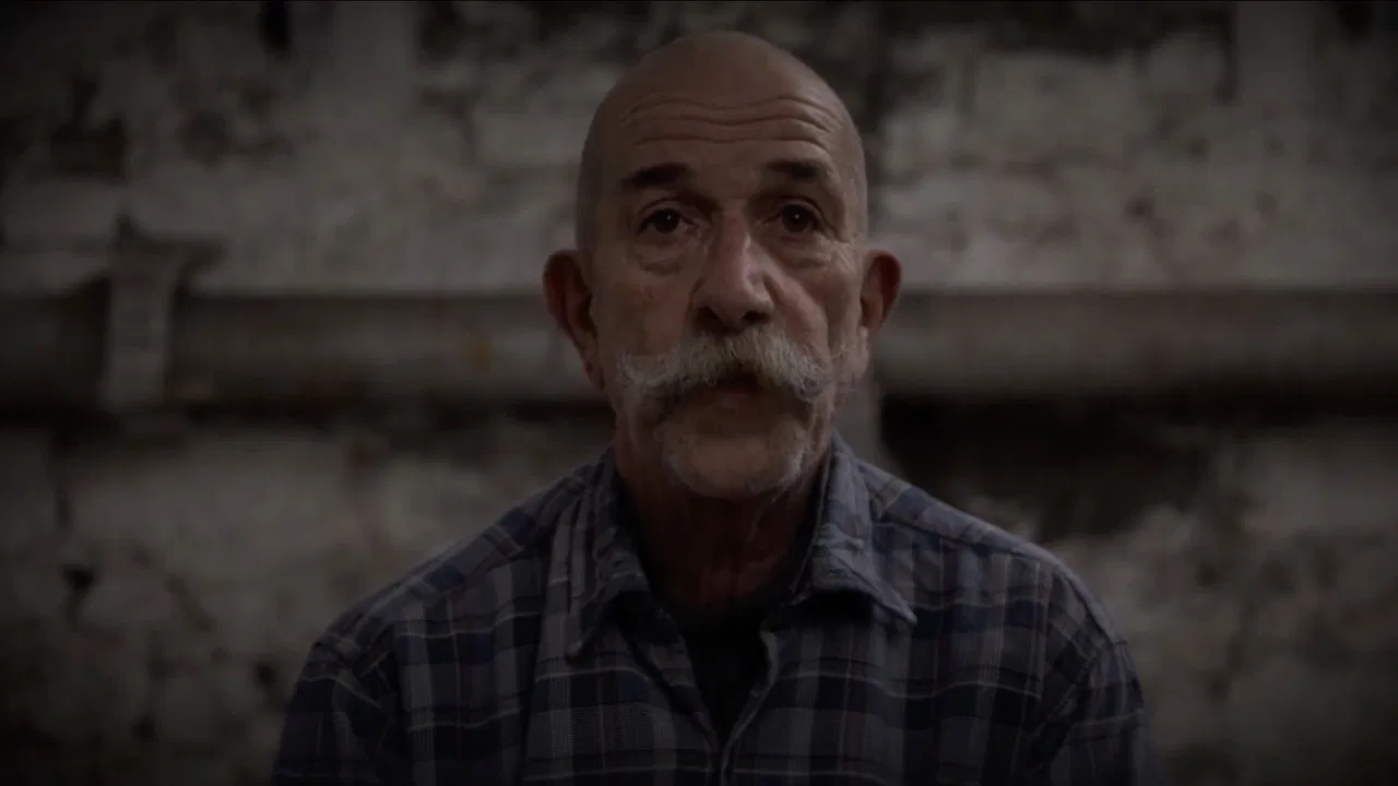 Le parcours d'un condamné backdrop