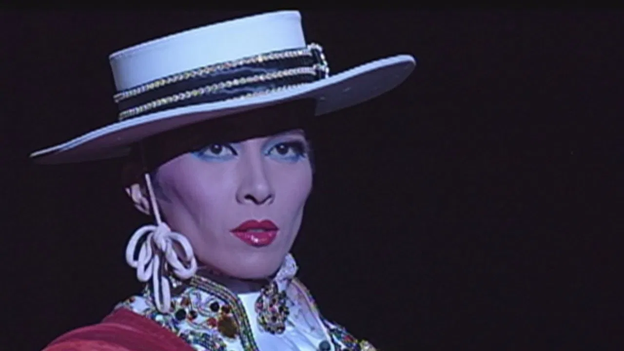 Sorrowful Córdoba backdrop