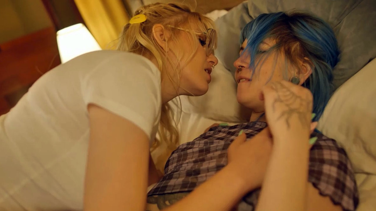 Montreal's Tattooed Sluts backdrop