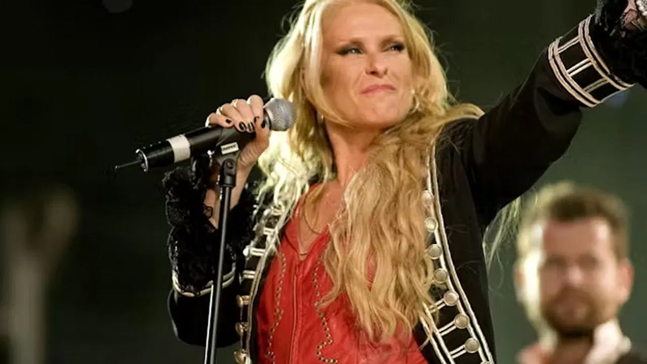 Sanne Salomonsen: Uplugged Live backdrop