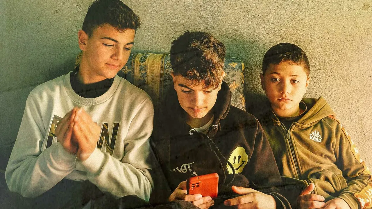 Pillow Face backdrop