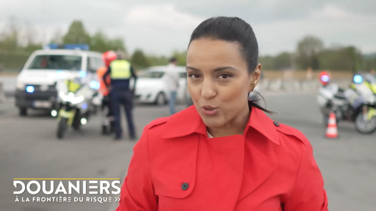 Douaniers : à la frontière du risque backdrop