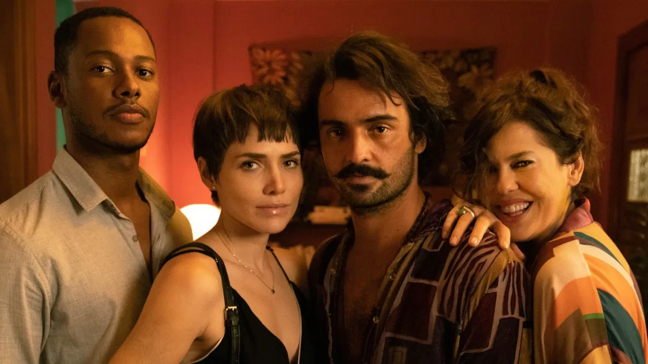 A Porta ao Lado backdrop