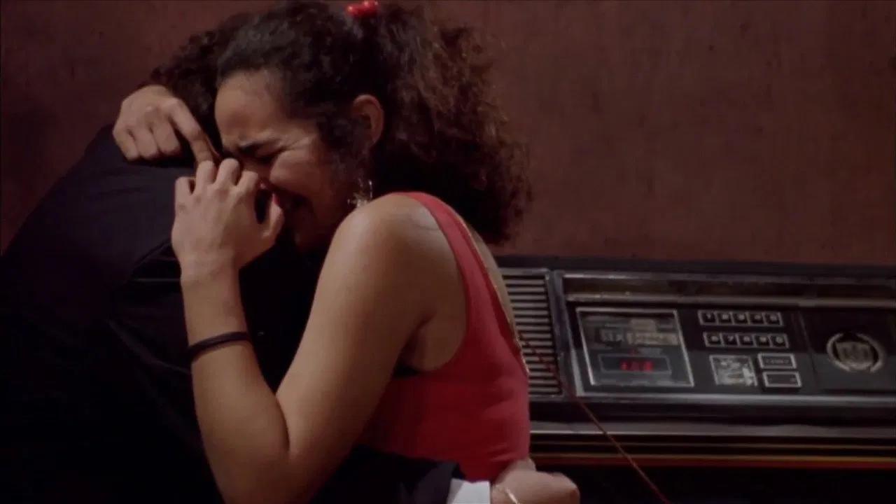 There's No Pain in Paradise backdrop