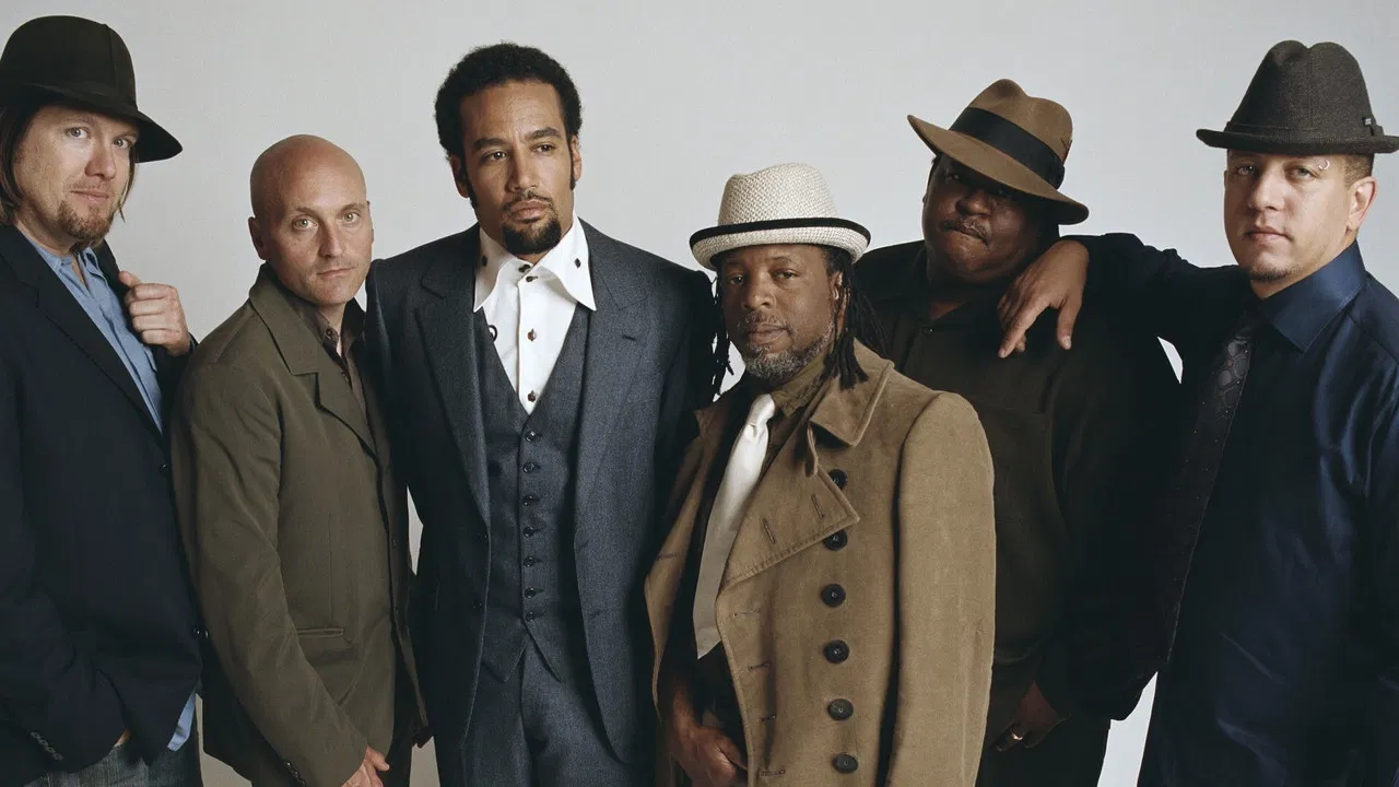Ben Harper and the Innocent Criminals: Live at the Hollywood Bowl backdrop