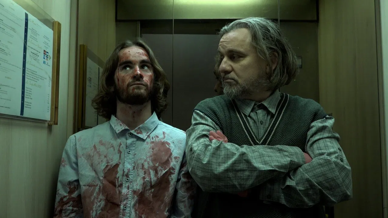 Le Concierge backdrop