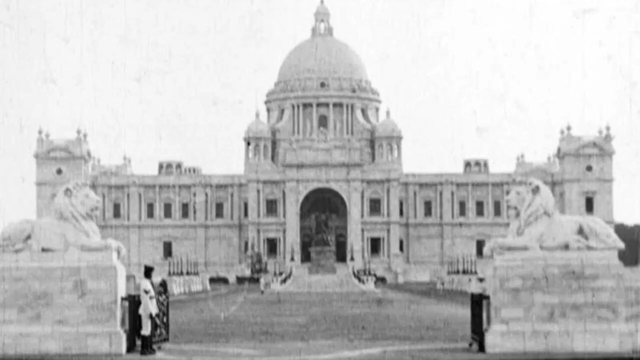 Her Excellency Lady Lytton At The Victoria Memorial backdrop