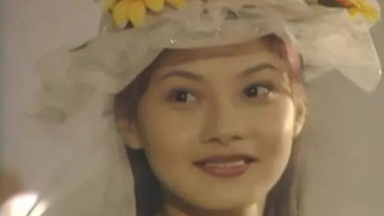 Love Robber backdrop