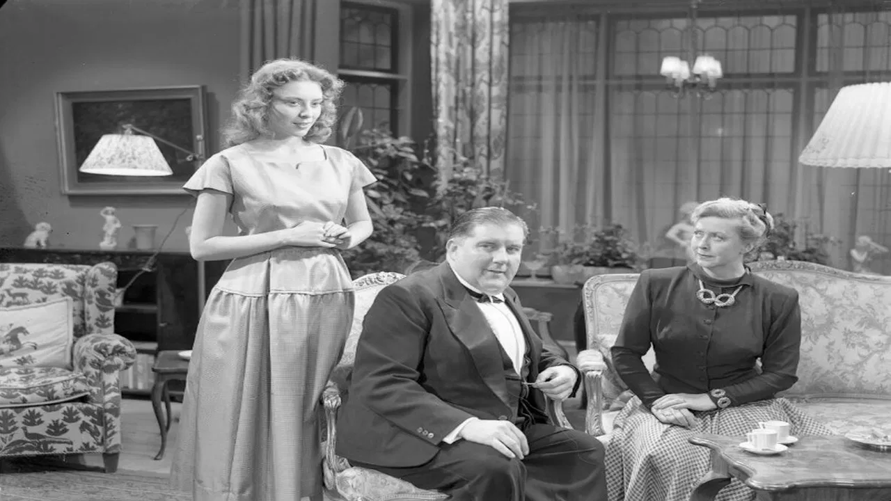 Hvor er Far backdrop