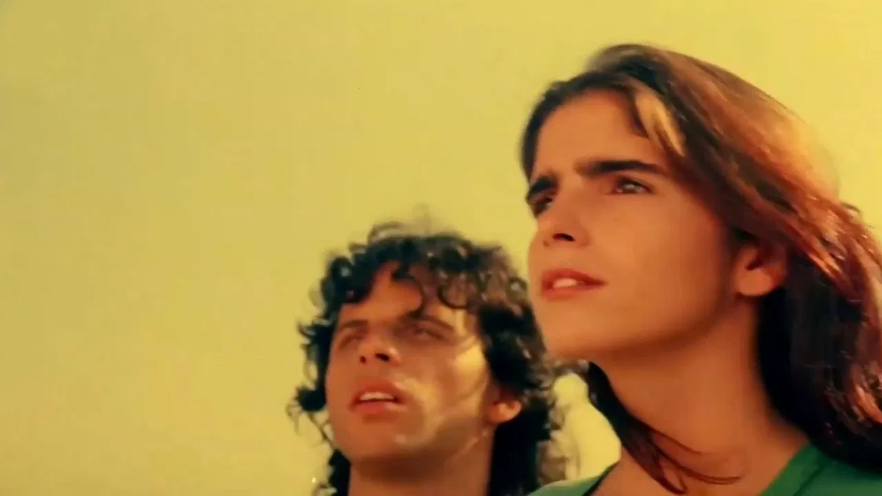 Feliz Ano Velho backdrop