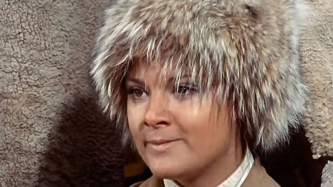 The Kashmiri Run backdrop