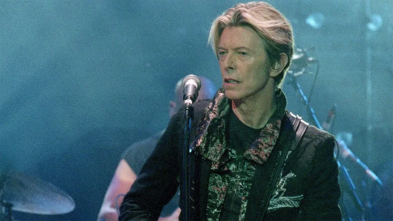 David Bowie: Live at Riverside Studios '03 backdrop