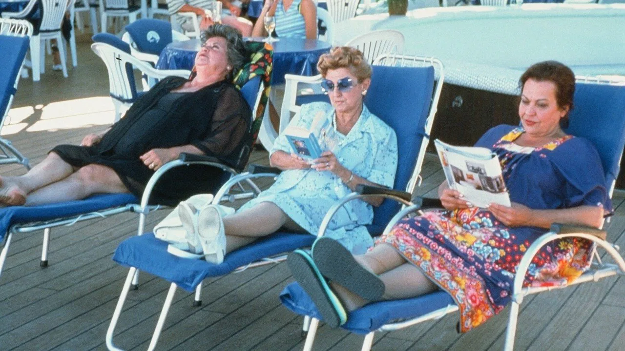 Laura Cadieux II backdrop