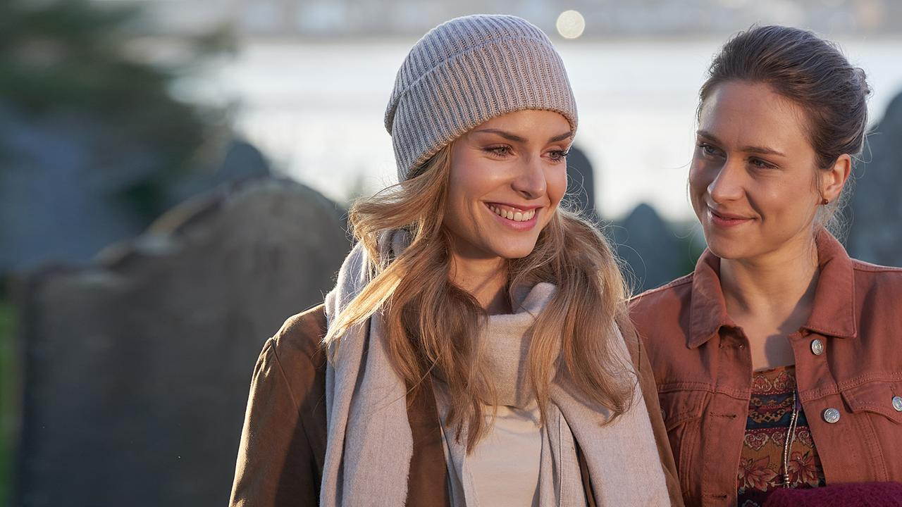 Rosamunde Pilcher: Herzensläufe backdrop