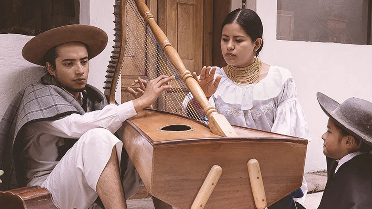 Por arriba Juan, por abajo Jean backdrop