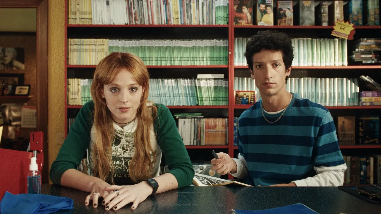 Videoclub 2001 backdrop