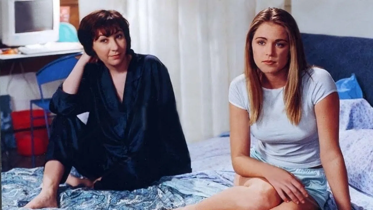 Donne in bianco backdrop