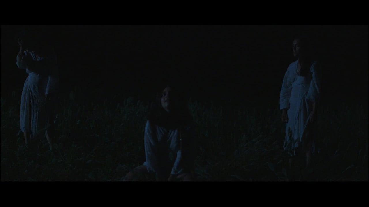 Quem és, Clara? backdrop