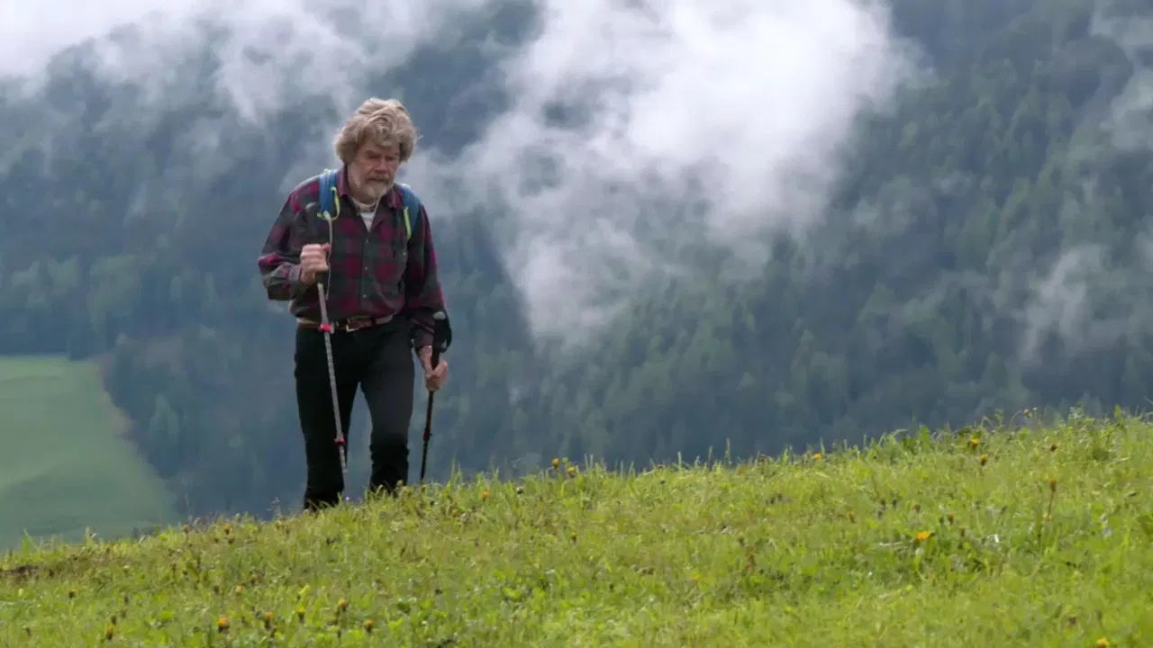 Reinhold Messner - Heimat. Berge. Abenteuer. backdrop