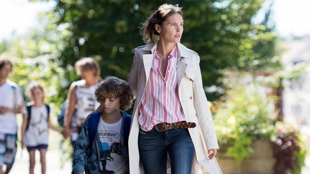 Just One Look backdrop