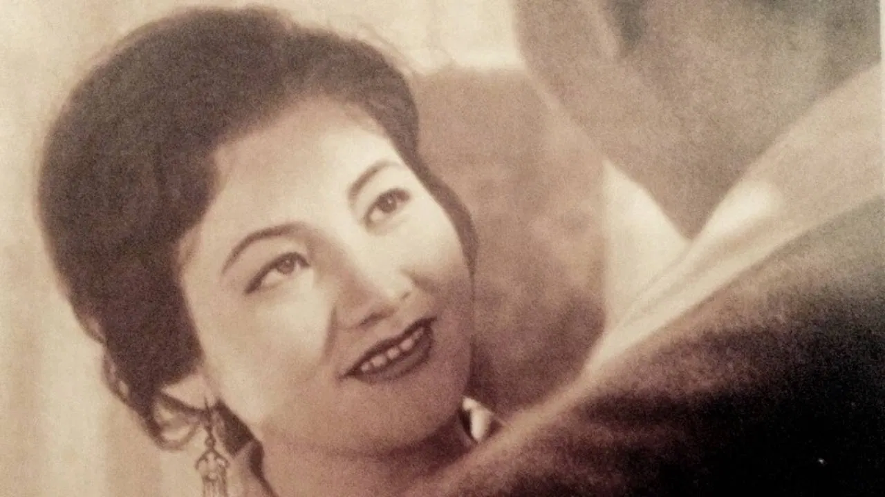 Wings of Song backdrop