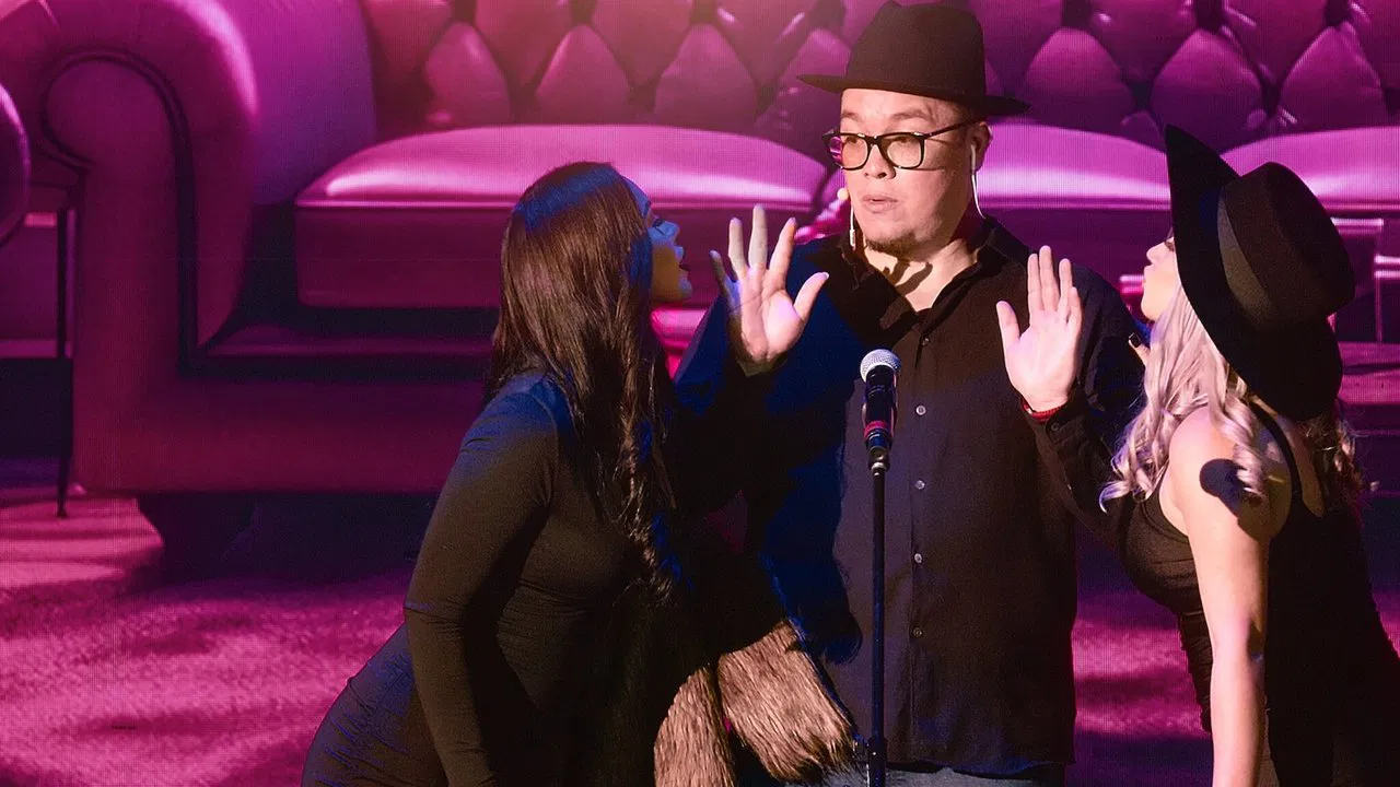 Franco Escamilla: Ladies' man backdrop