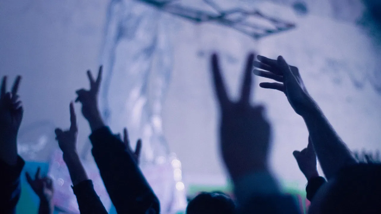 UNA Historia: lucha por la educación y la cultura backdrop