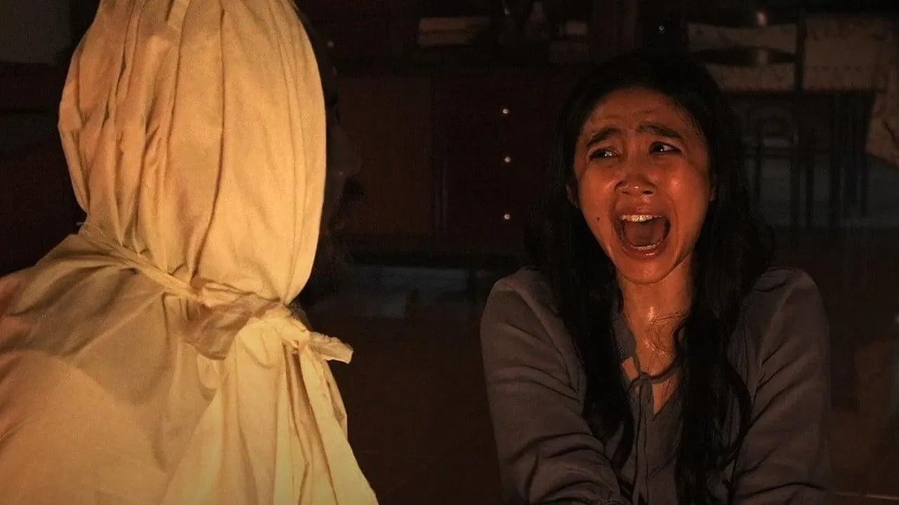 Wanita Ahli Neraka backdrop