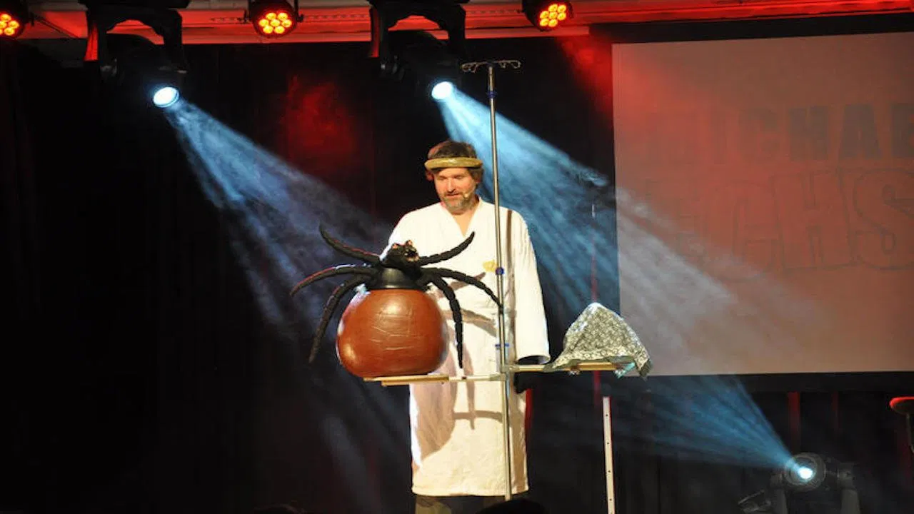 Michael Hatzius: Echstasy - Live! backdrop