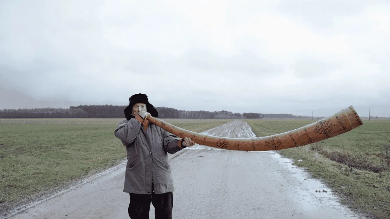 Don’t Mess with Gienek backdrop