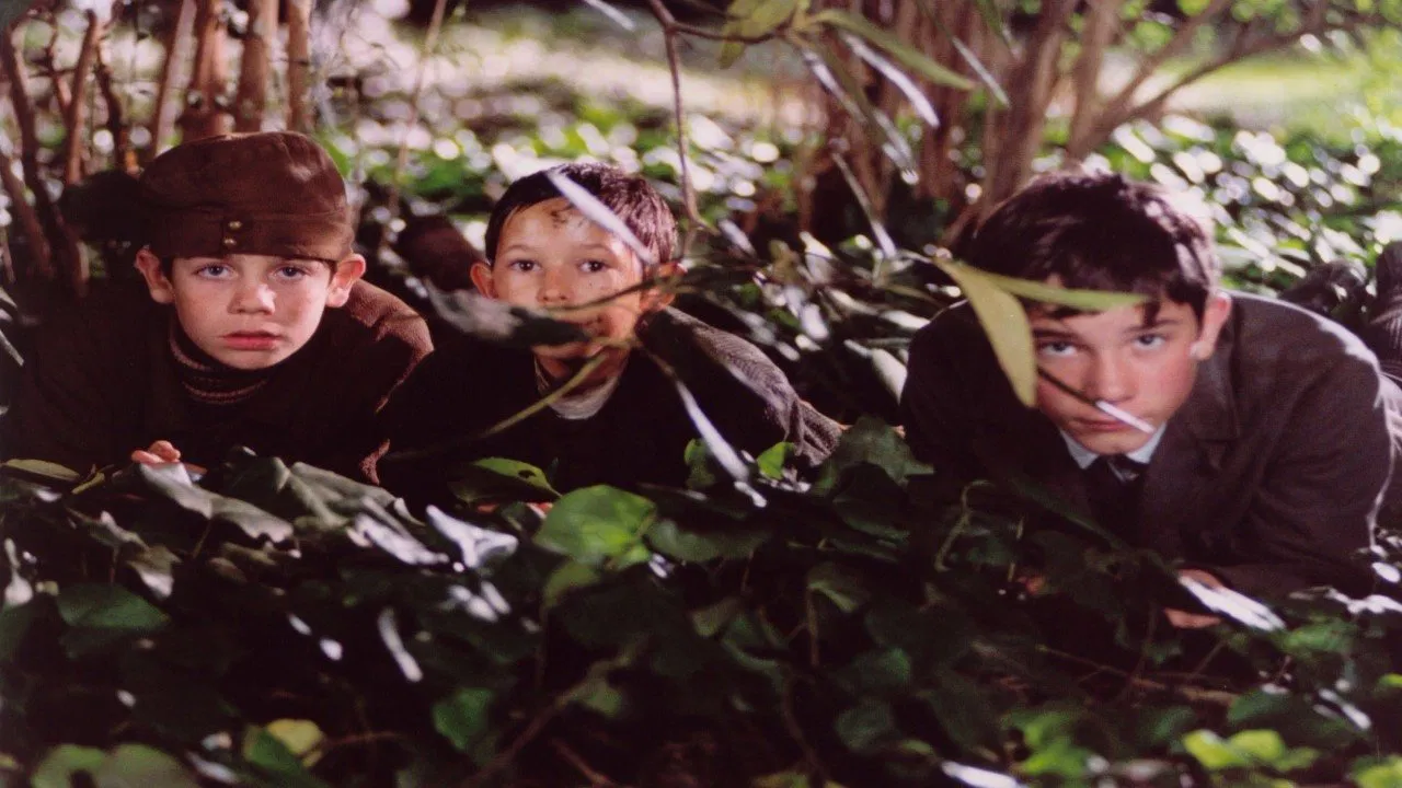 Die Jungen von der Paulstraße backdrop