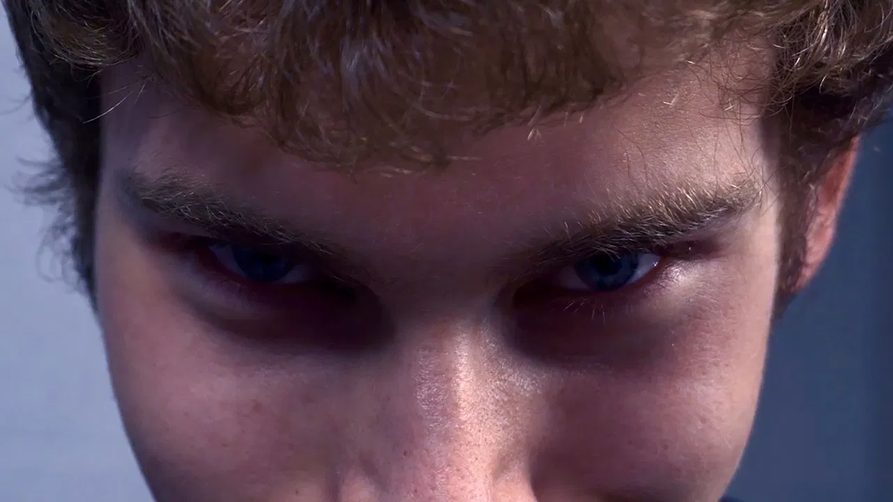 Me in Pieces backdrop