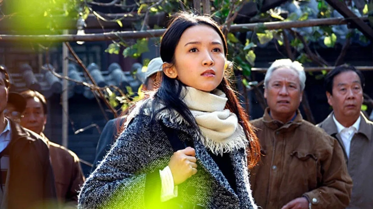 一锁五十年 backdrop