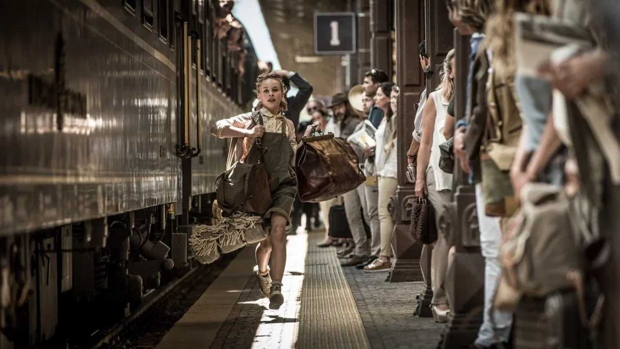 Head Full of Honey backdrop