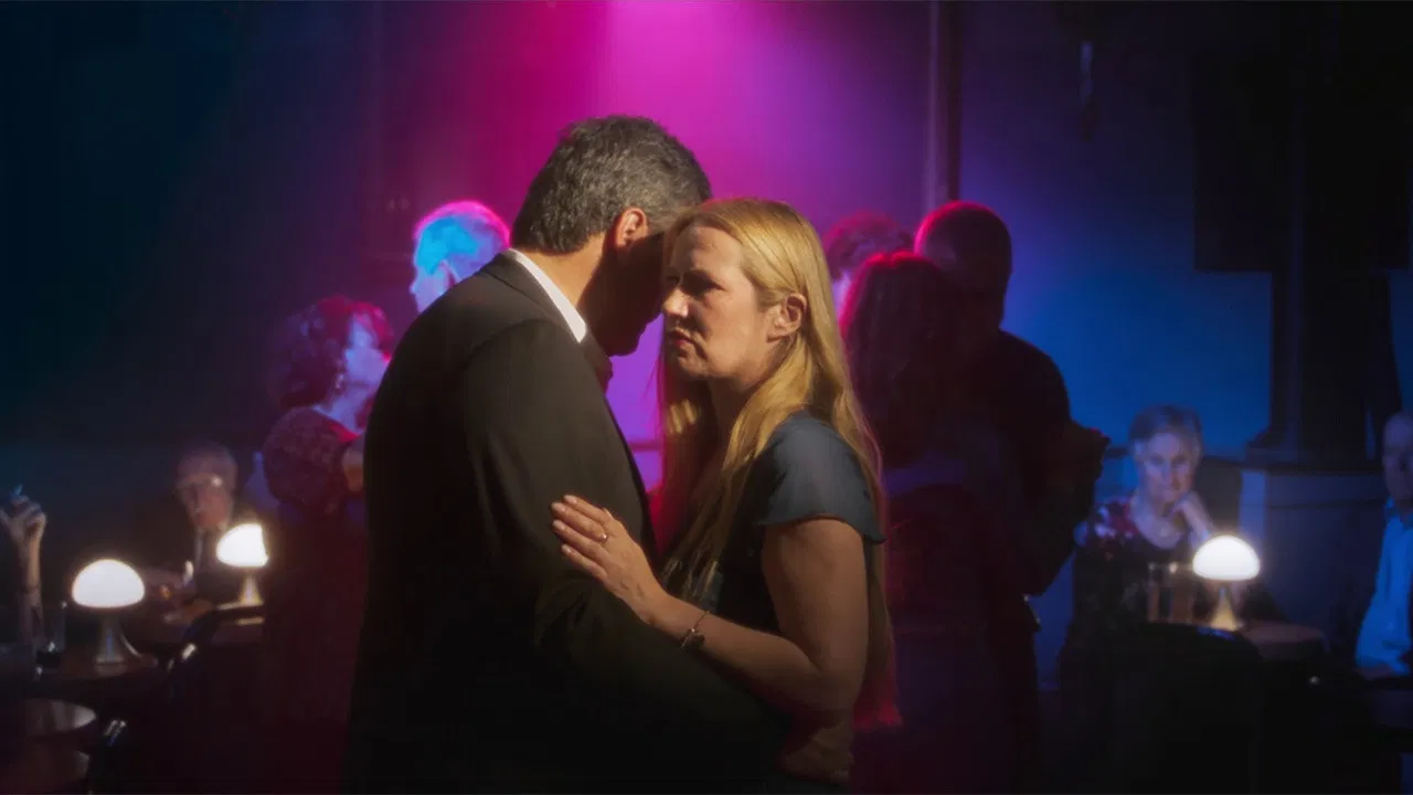 Só Depois do Fim backdrop