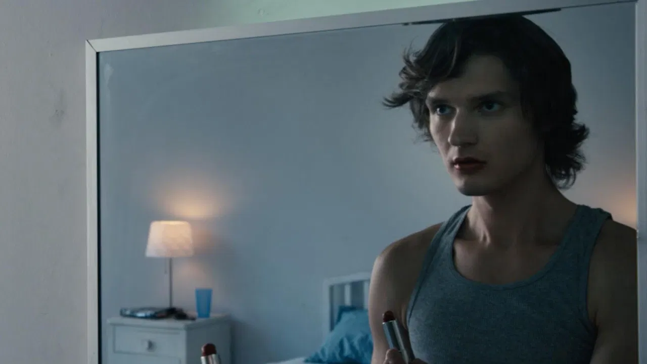 Harper Finch backdrop