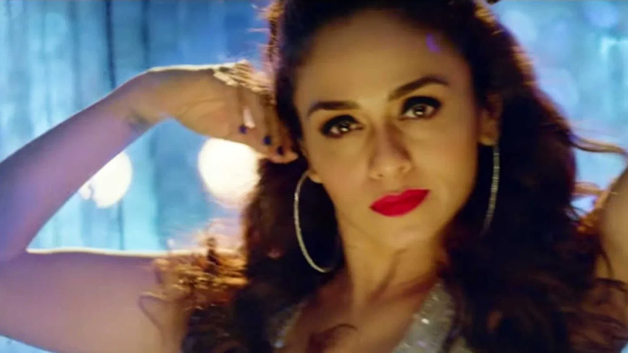 Choricha Mamla backdrop