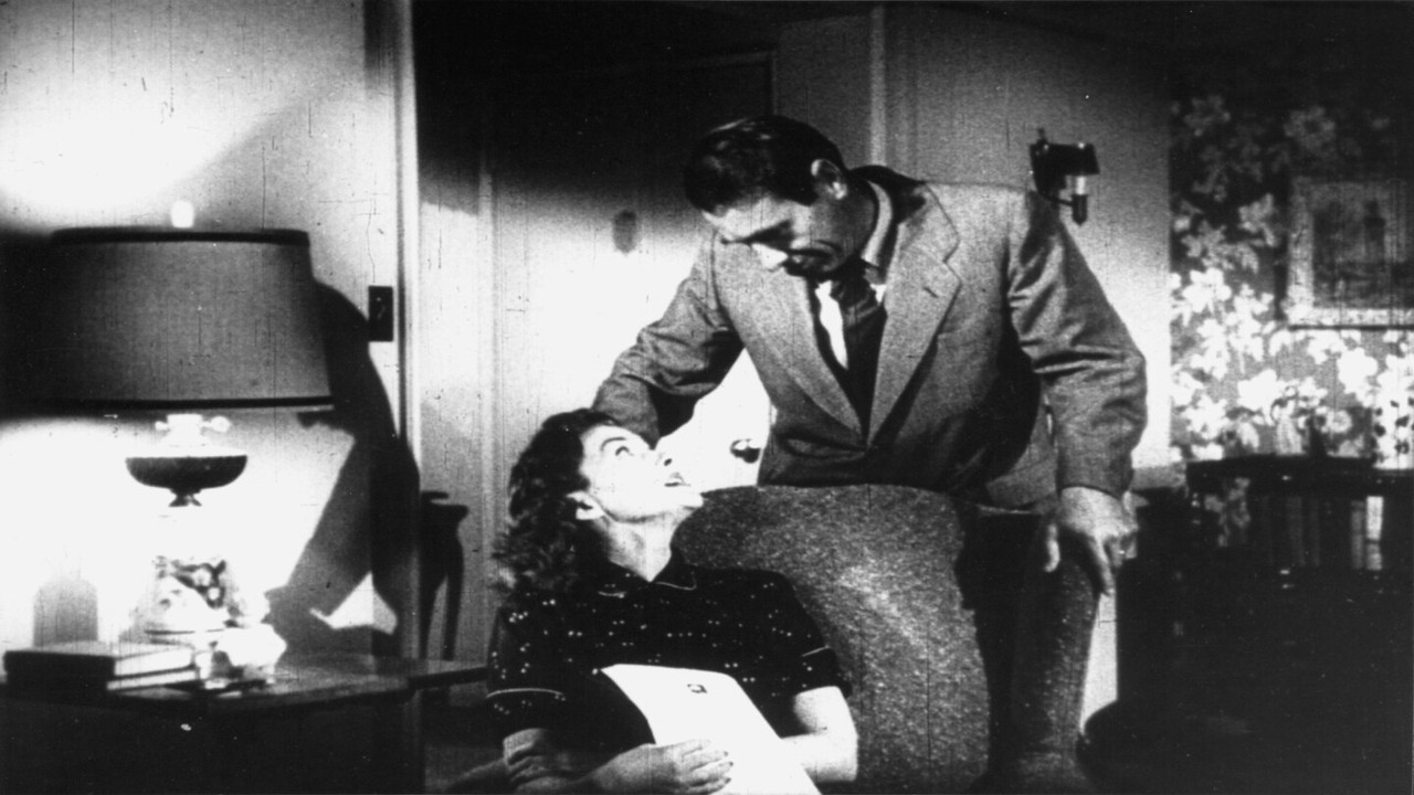 Pièce touchée backdrop