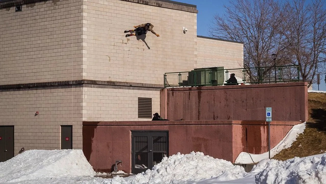 MOST GUTTER backdrop