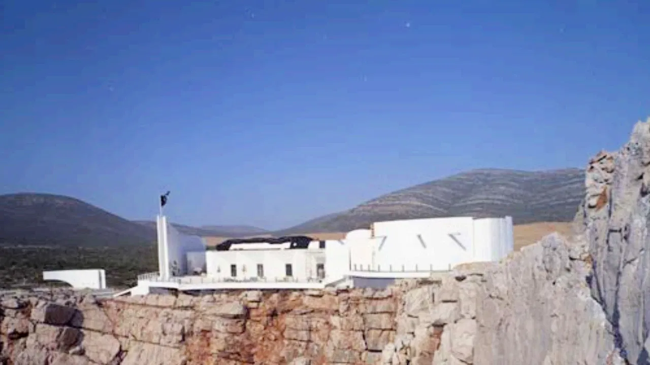 A Summer with Joe, Liz and Richard backdrop