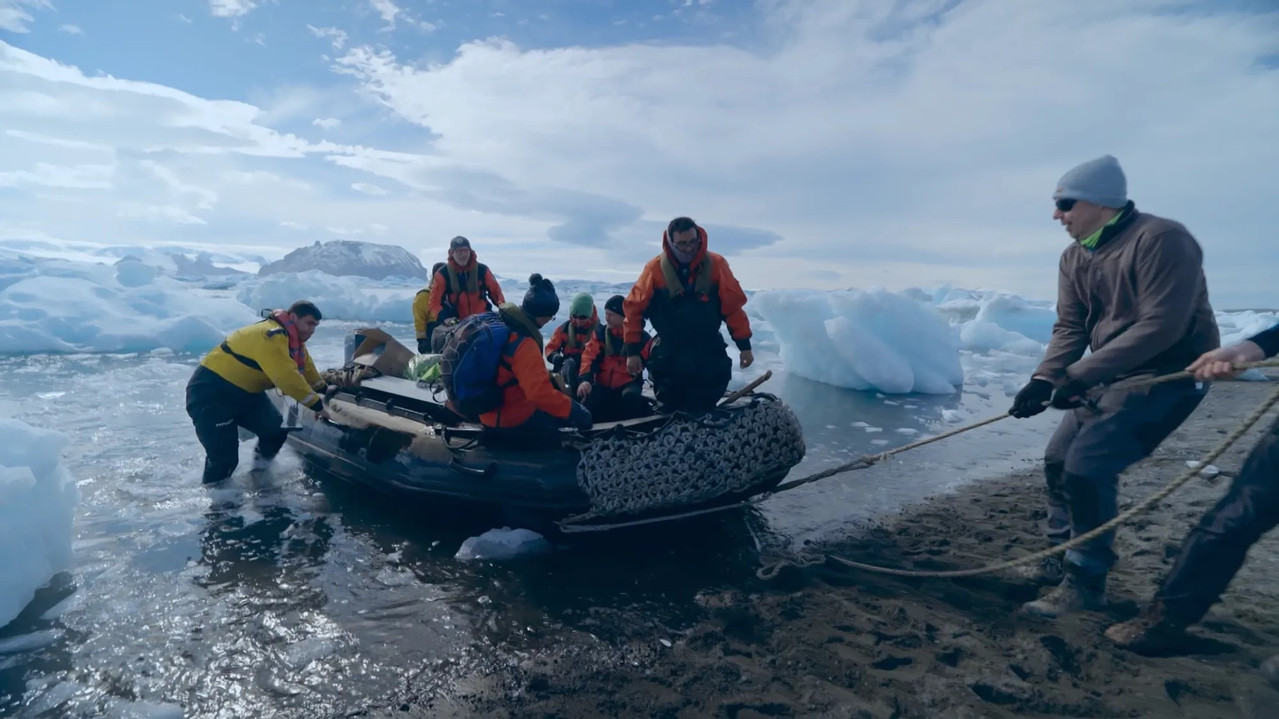 Čeští vědci v Antarktidě backdrop