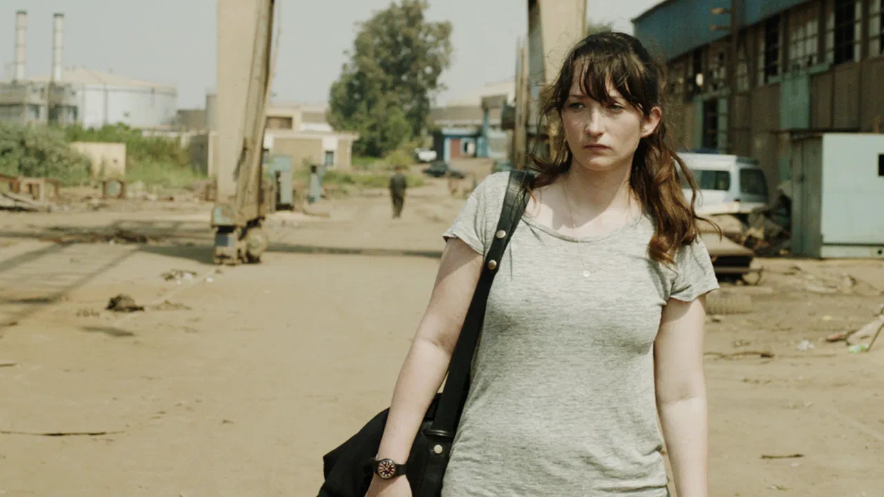 Under the Pyramid backdrop