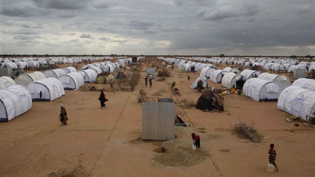 Welcome to Redugeestan backdrop